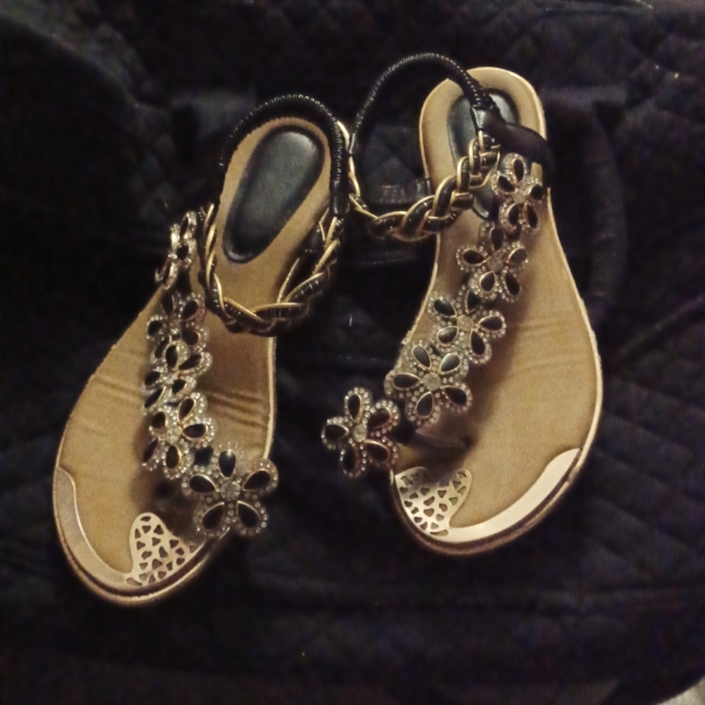 Gold and black floral sandles